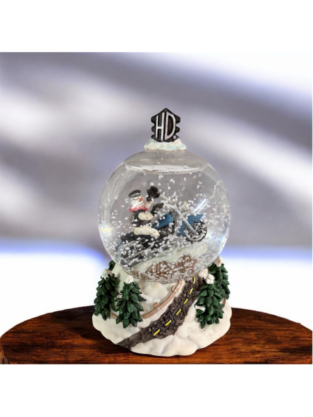 Harley-Davidson Snow Globe North Pole Motorcycle Club 2001 Original Box RARE HD